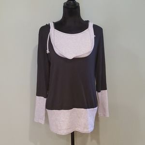 Long sleeve hooded sweater/shirt